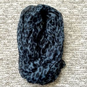 D&Y Infinity Scarf